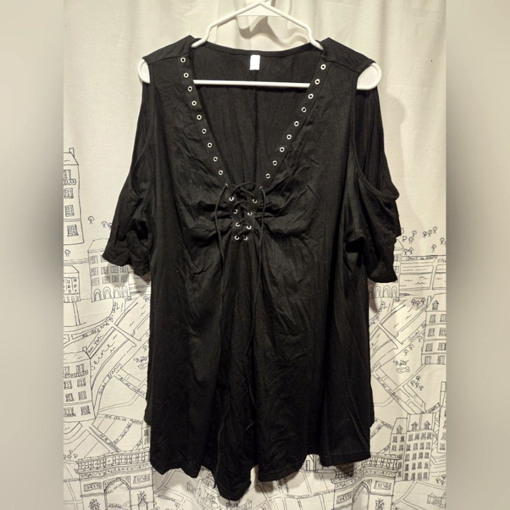 NWOT Women's Black Peep Shoulder Lace Up Shirt Blouse Size 2X - Picture 1 of 8